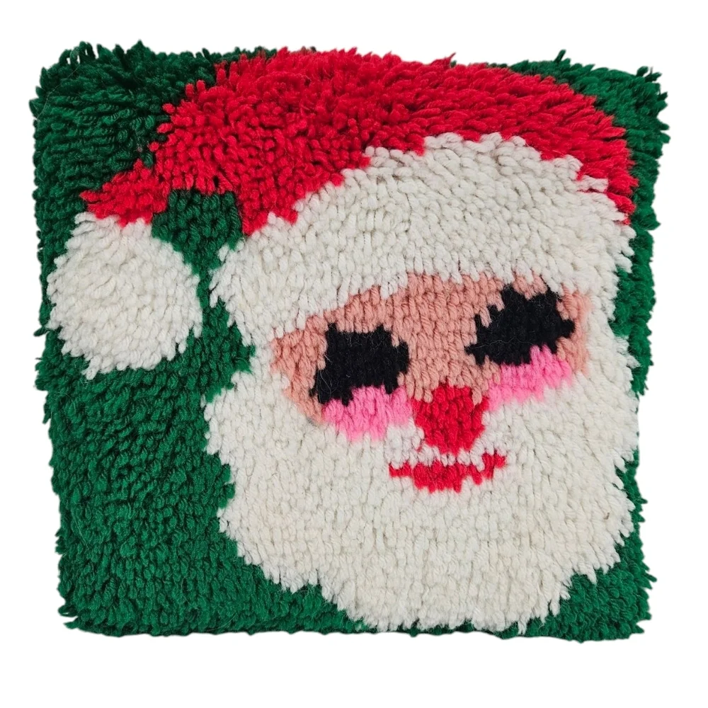Vintage 70s Santa Claus Handmade Latch Hook‎ Throw Pillow Accent Pillow 14x15